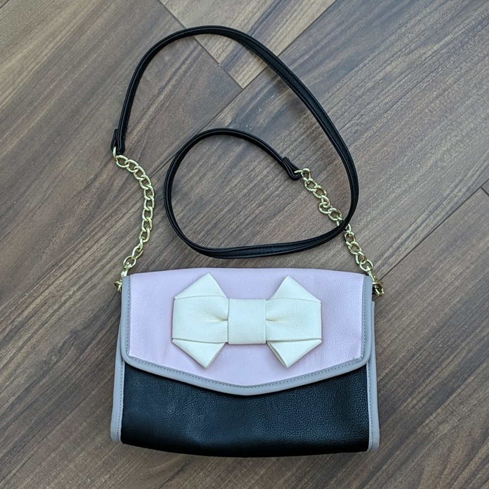 Betsey Johnson Pink Black Bow Purse